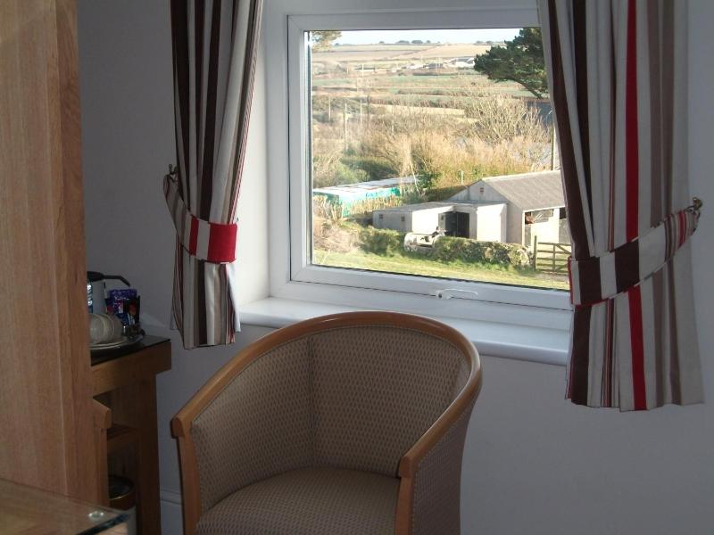Premium Double or Twin Room image 4