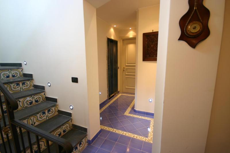 Sorrento Inn Guesthouse - image 13