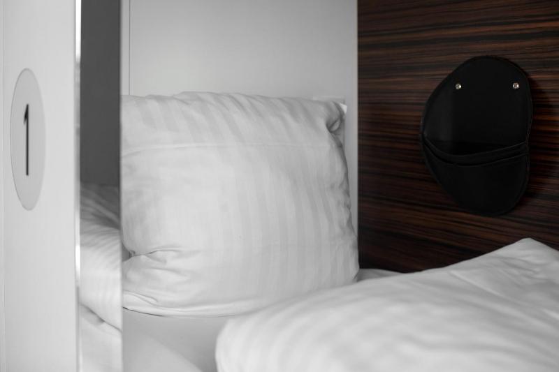 Bed in 6-Bed Female Dormitory Room image 3