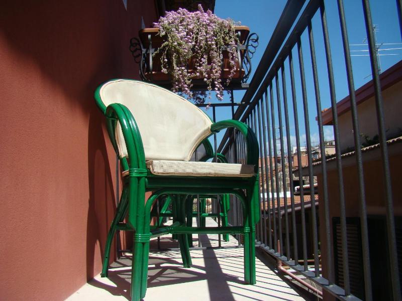 Sorrento Inn Guesthouse - image 18