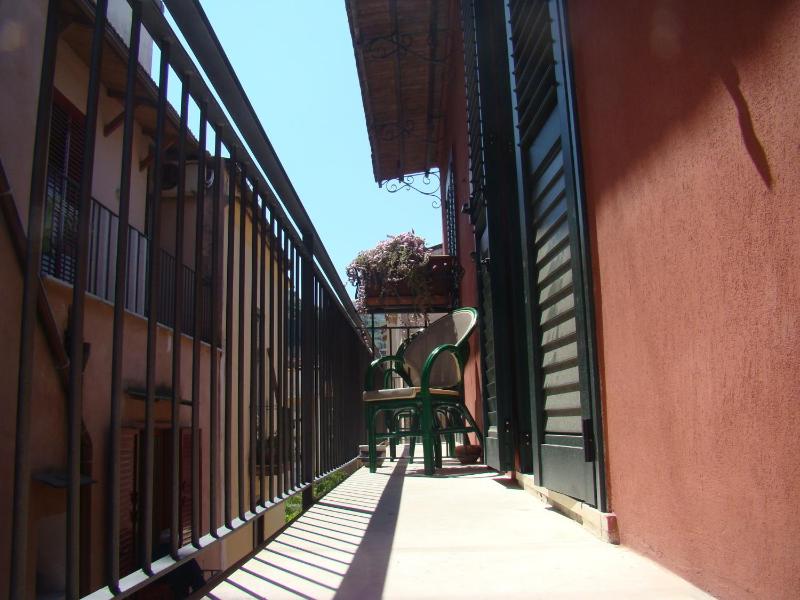 Sorrento Inn Guesthouse - image 12