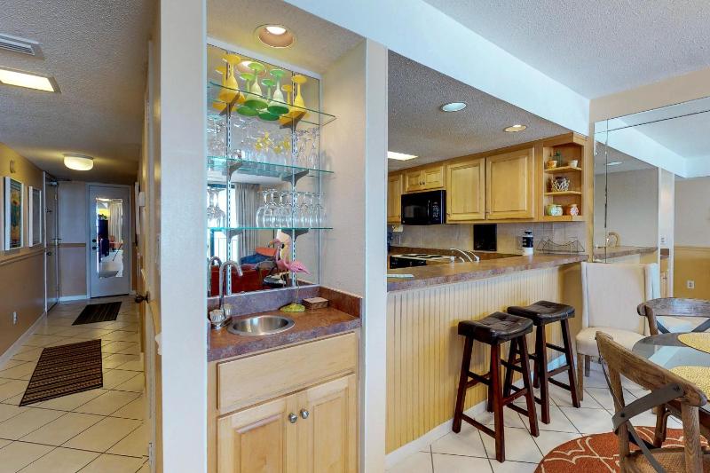 Three Bedroom Apartment image 2