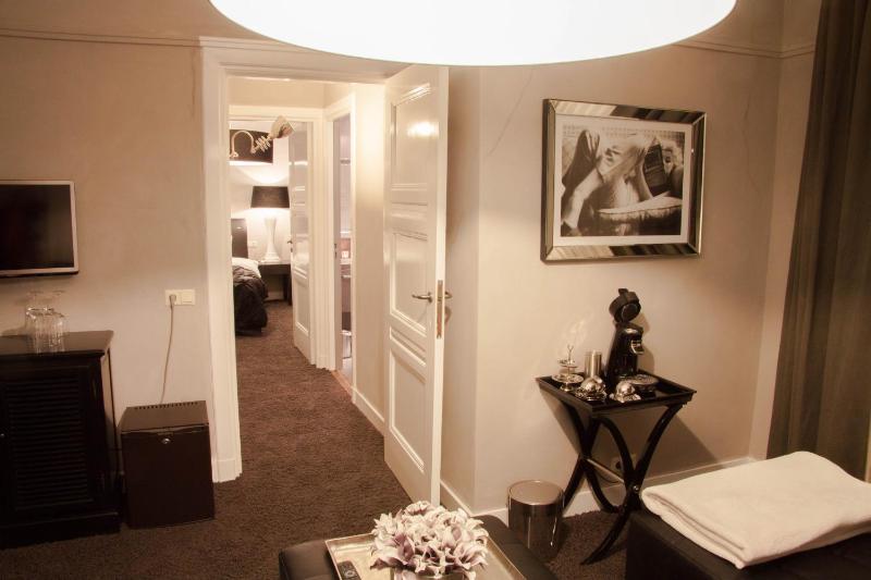 Cipier Suite image 3