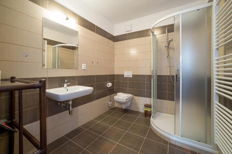 Apartment image 3