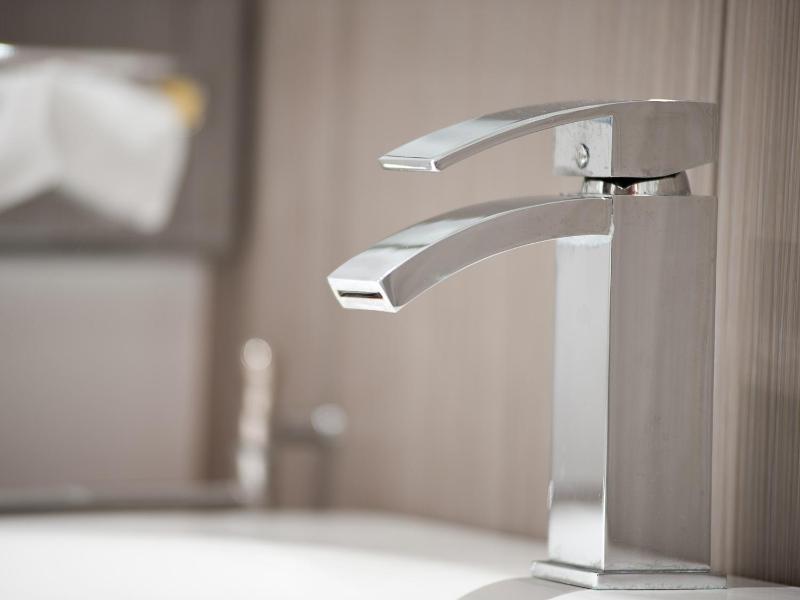 Double or Twin Room with Balcony image 4