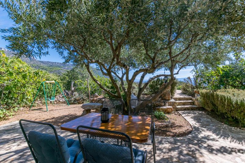 House Petric - image 38