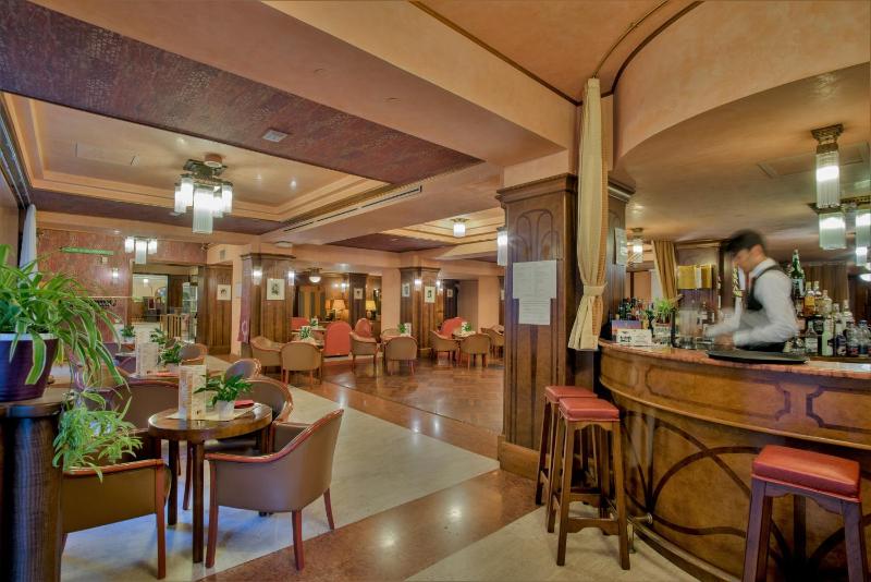 Grand Hotel Astoria - image 12
