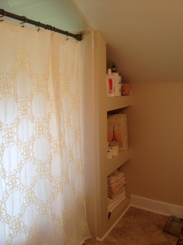 Charming home in Derby city - image 24