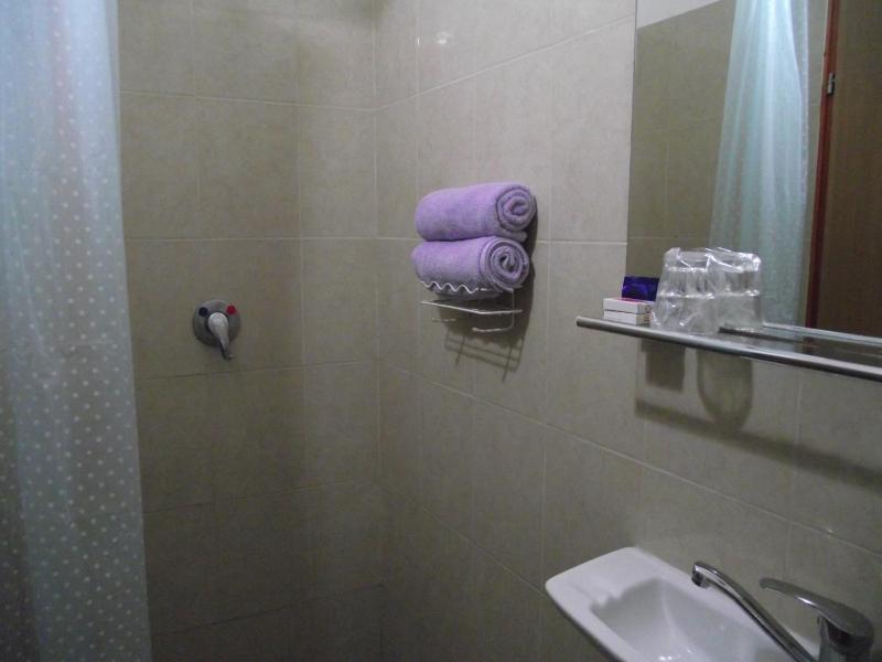 Double Room image 3