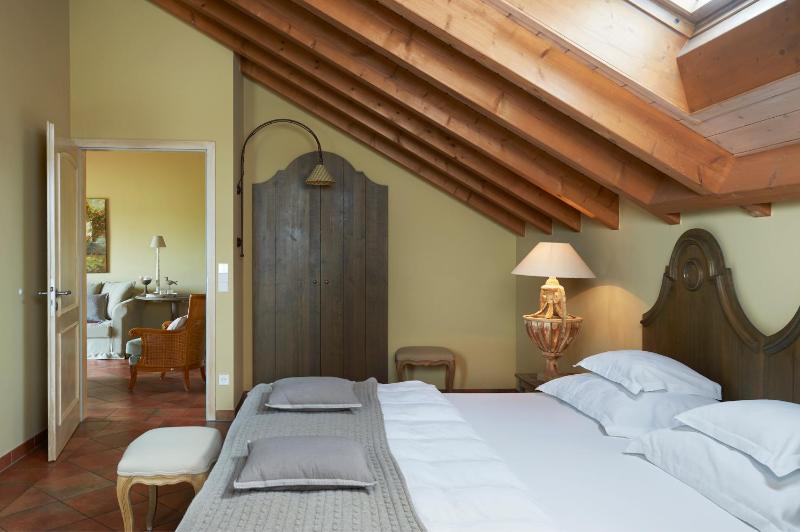 Suite with Balcony 2 image 1