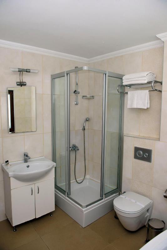 Deluxe Double Room image 2