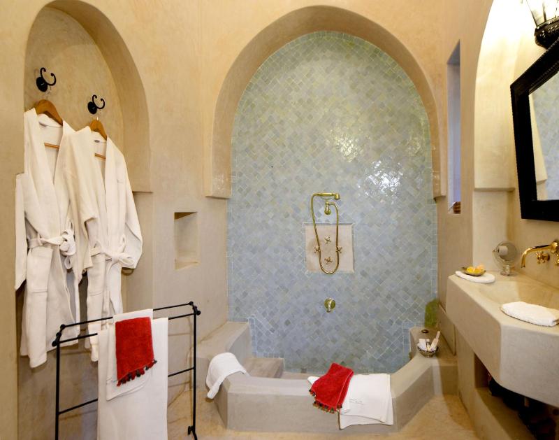 Riad Dar Housnia - image 9