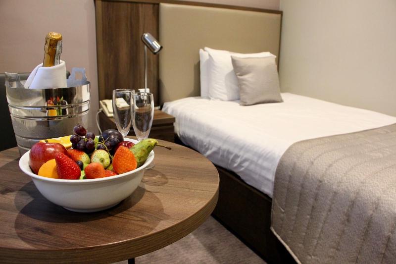 Standard Single Room image 4