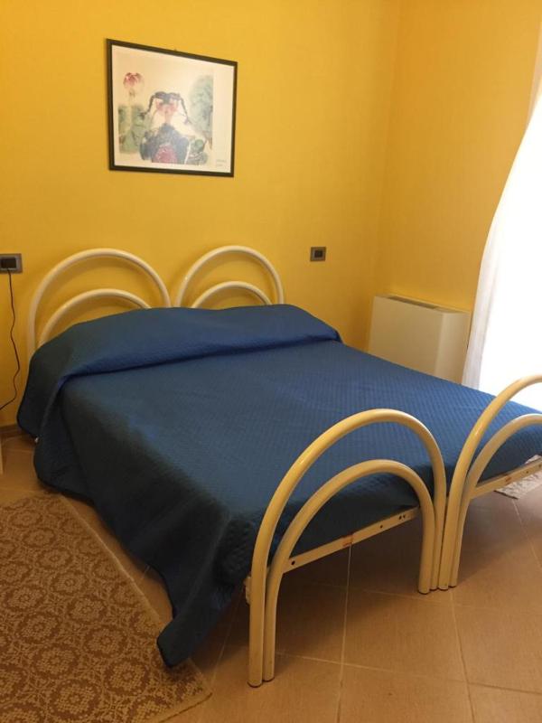 Large Double or Twin Room image 1