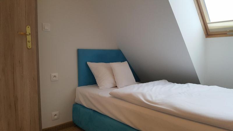 Standard Single Room with Mountain View image 4