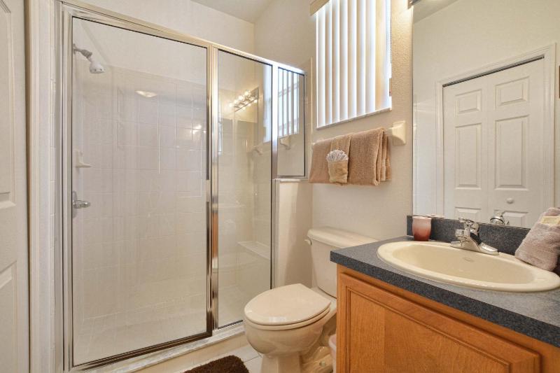 Four-Bedroom Villa image 3