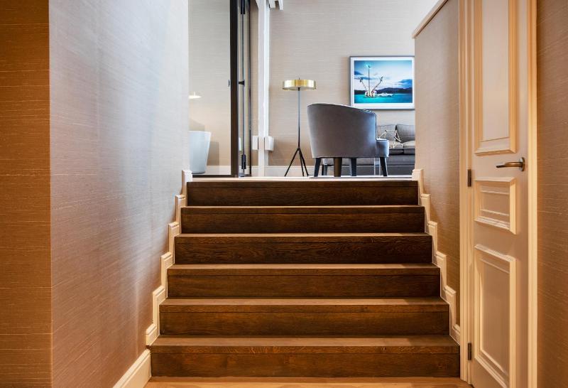 Reylof Suite image 4