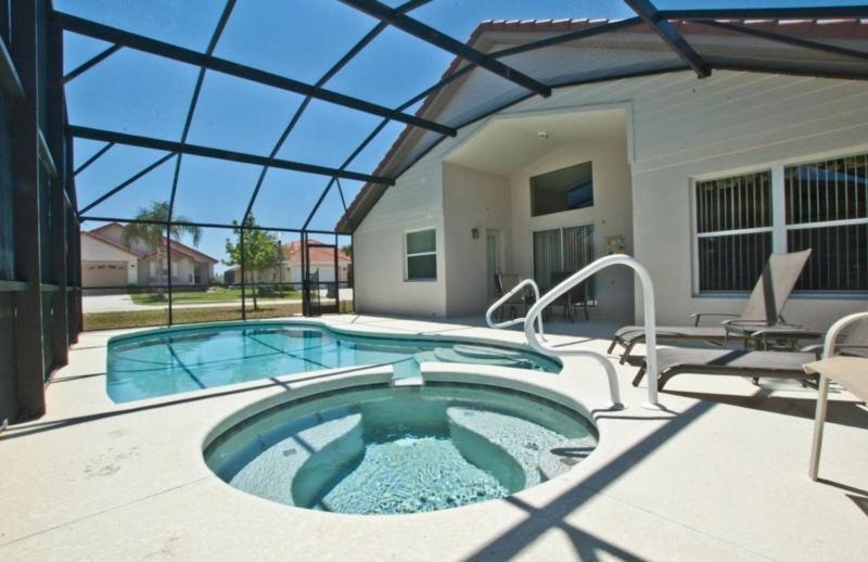 Four-Bedroom Villa image 1