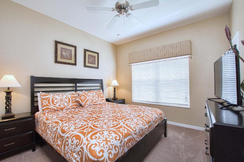 Four-Bedroom Villa image 1
