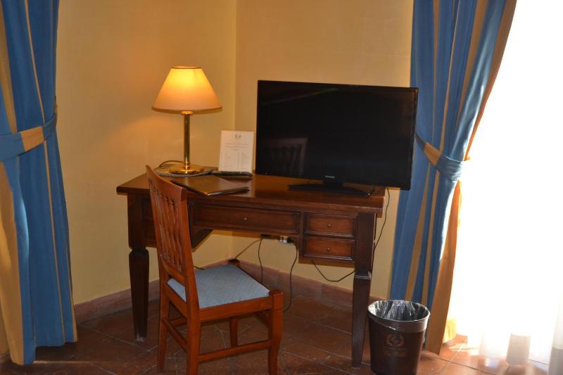 Hotel La Ville - image 18