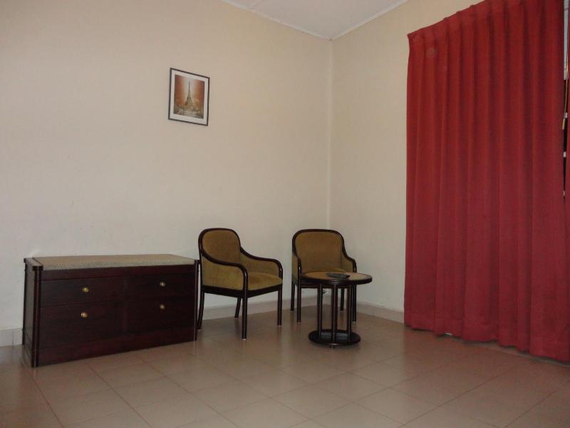 Shalimar Hotel - image 11