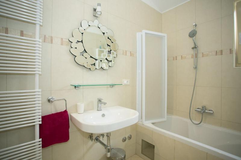 Holiday House Hacienda - image 22