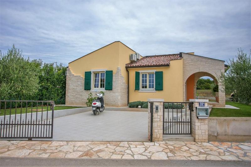 Holiday House Hacienda - image 28