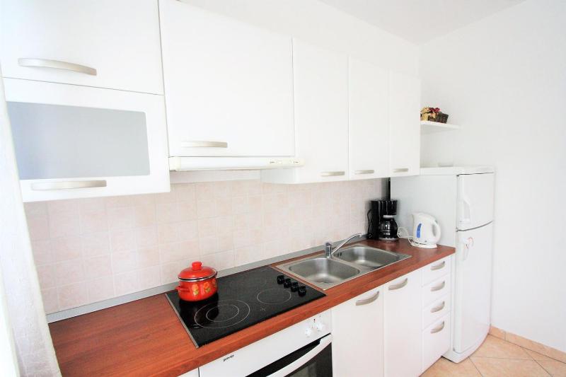 Apartment Mendikovic - image 12