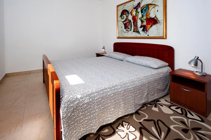 Apartment image 2