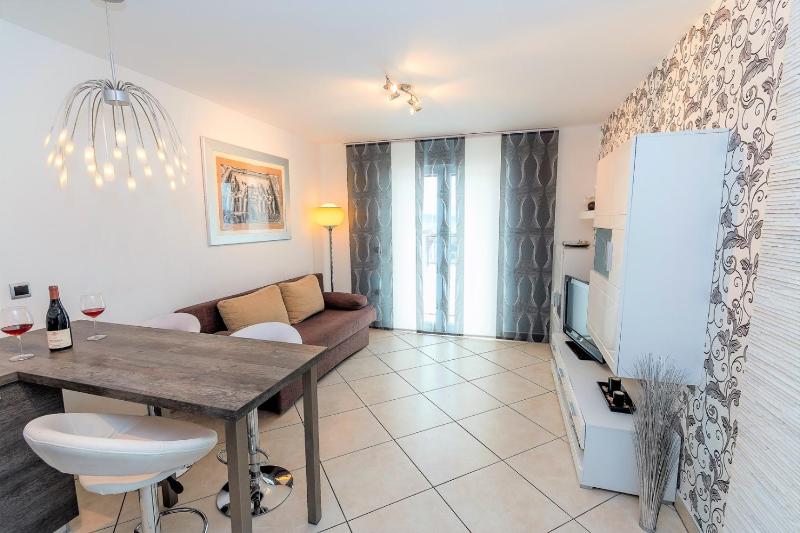 Holiday House Queens with Sea View - image 22