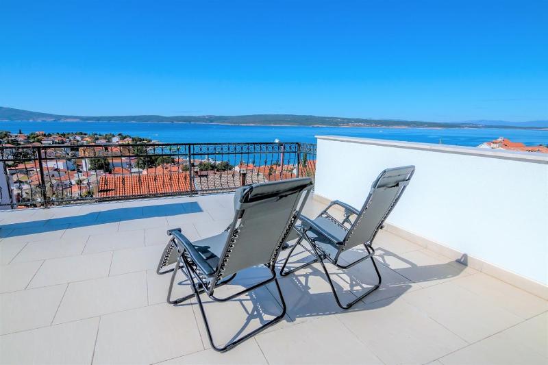 Holiday House Queens with Sea View - image 40