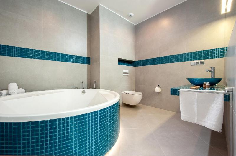 Suite image 3