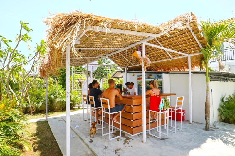 Margarita Surf Hostel Canggu - image 13
