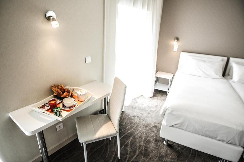 Triple Room image 1