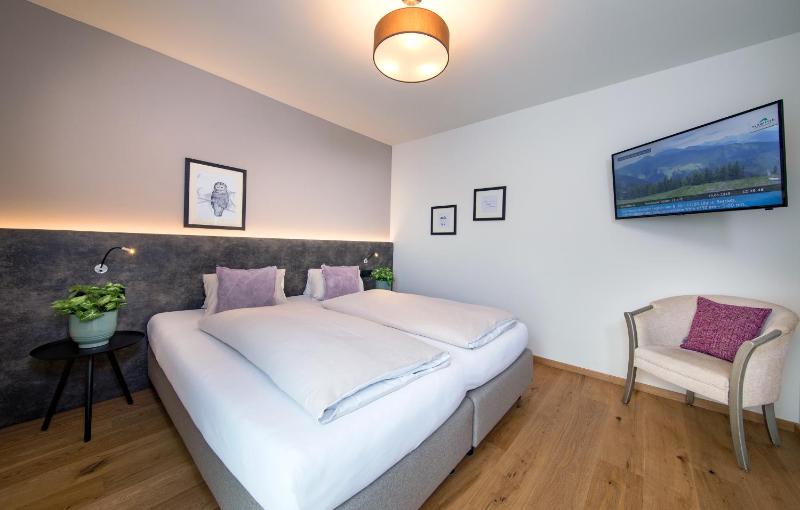 Comfort Quadruple Room image 1