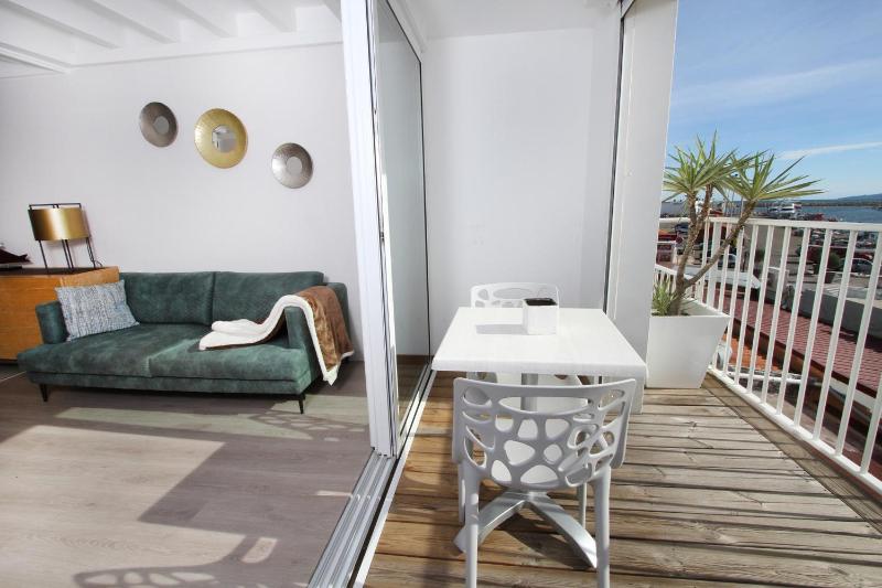 Bleu Mer Duplex & Suites - image 9