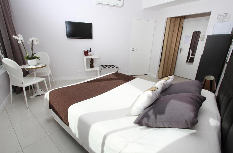 Comfort Double Room image 3