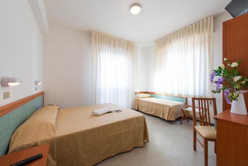 Hotel Sirena - image 29
