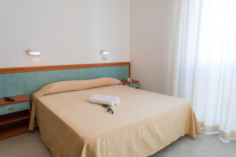 Hotel Sirena - image 6
