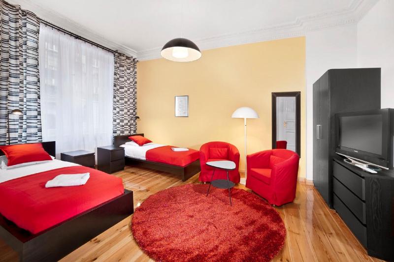 Apartment (5 Adults) image 2