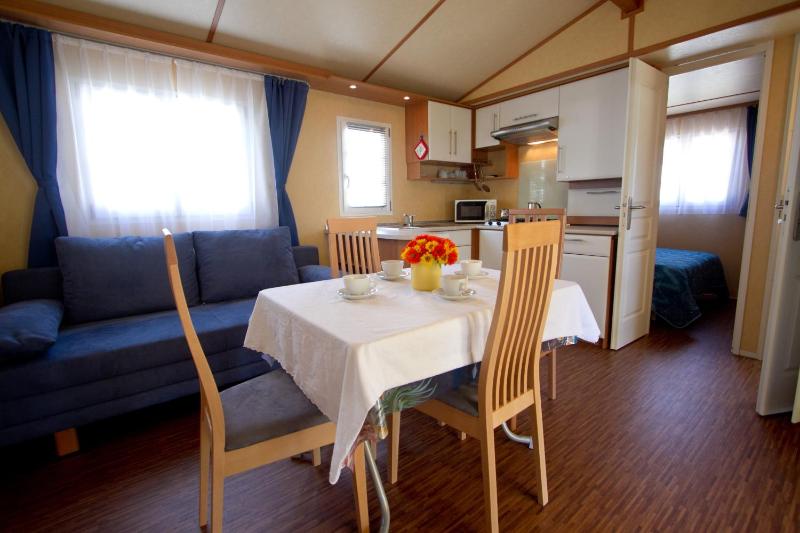 Three-Bedroom Chalet image 3
