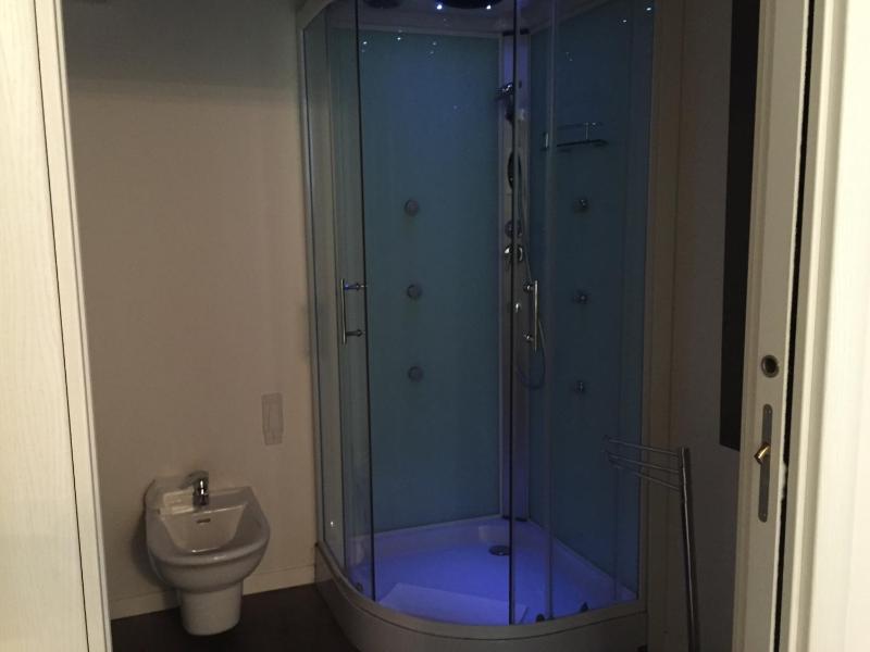 Vip Bergamo Rooms - image 4