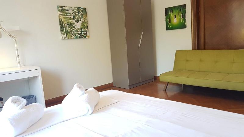 Violet Errathens Apartment - Athens Center 7 BD 3 BATH - image 12