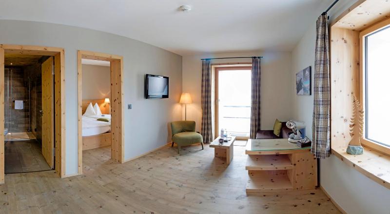 Junior Suite image 1