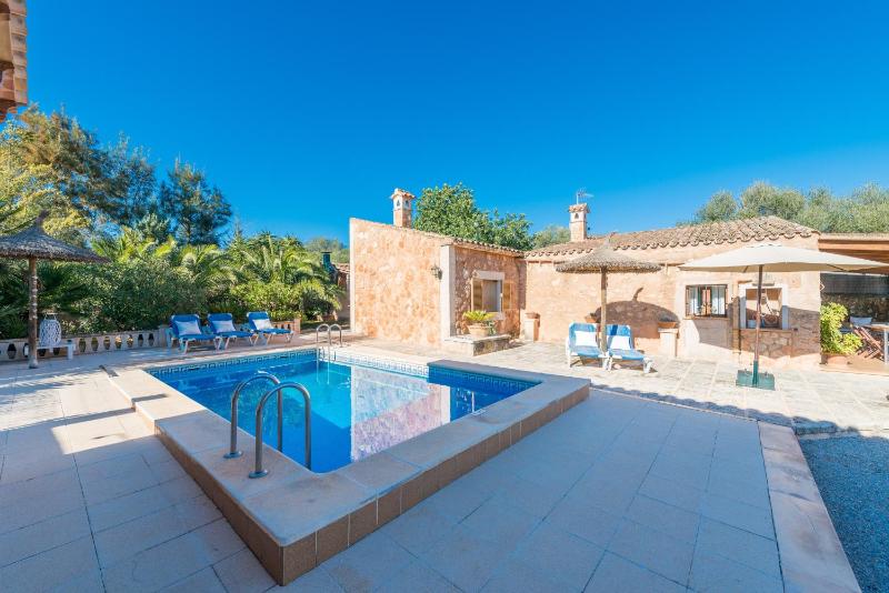 Three-Bedroom Villa image 4