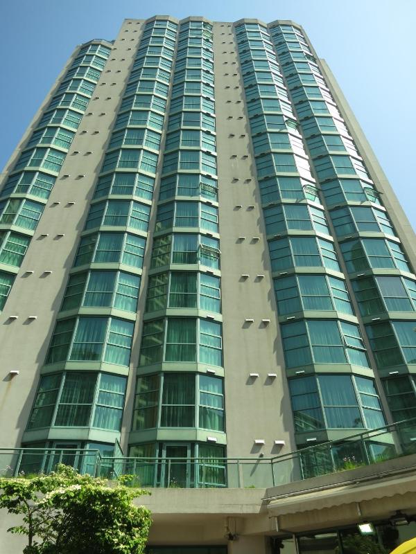 Rosedale On Robson Suite Hotel - image 8
