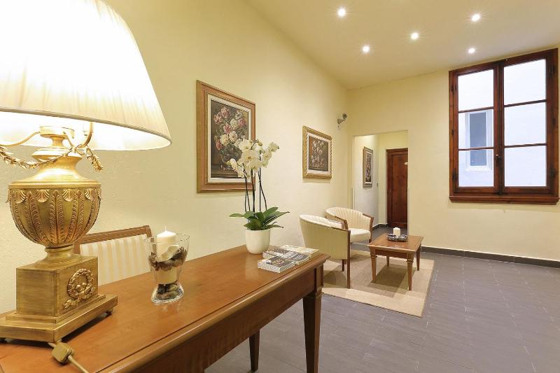 Standard Quadruple Room image 1