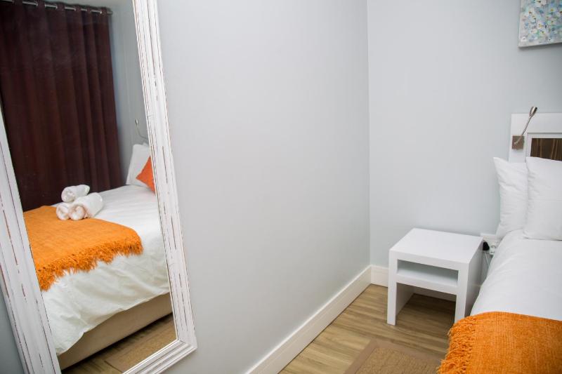 Apartment 27 - image 4