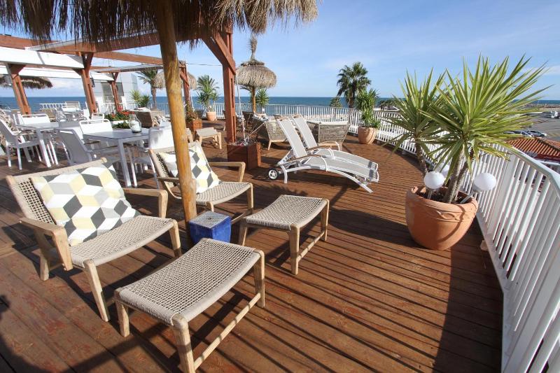 Bleu Mer Duplex & Suites - image 3