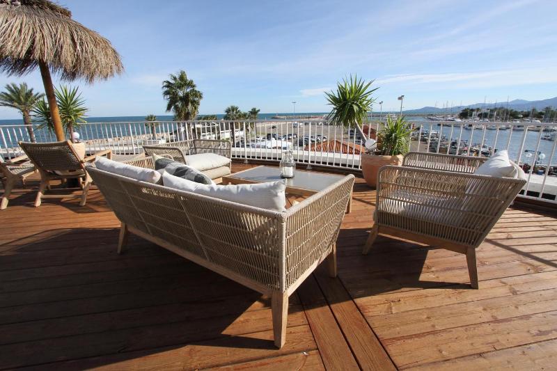 Bleu Mer Duplex & Suites - image 36